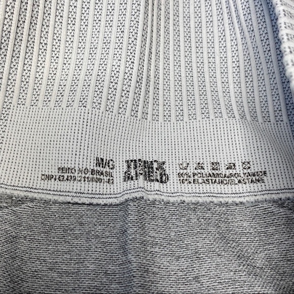 Track & Field Gray Textured Capri Leggings - Picture 6 of 8